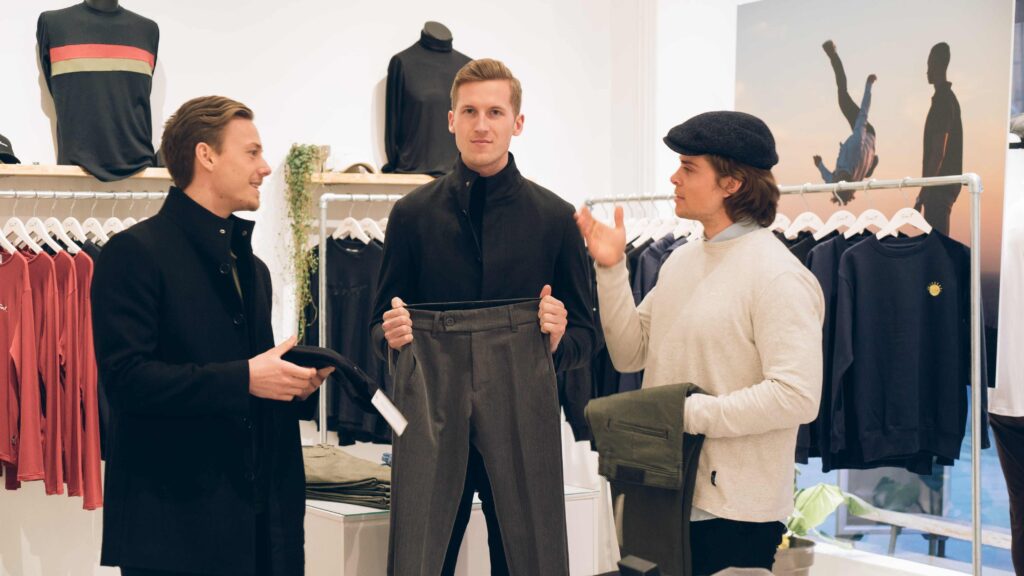 Stifterne af Shaping New Tomorrow Christian Aachmann (tv), Kasper Ulrich (i midten) og Christoffer Bak (th)