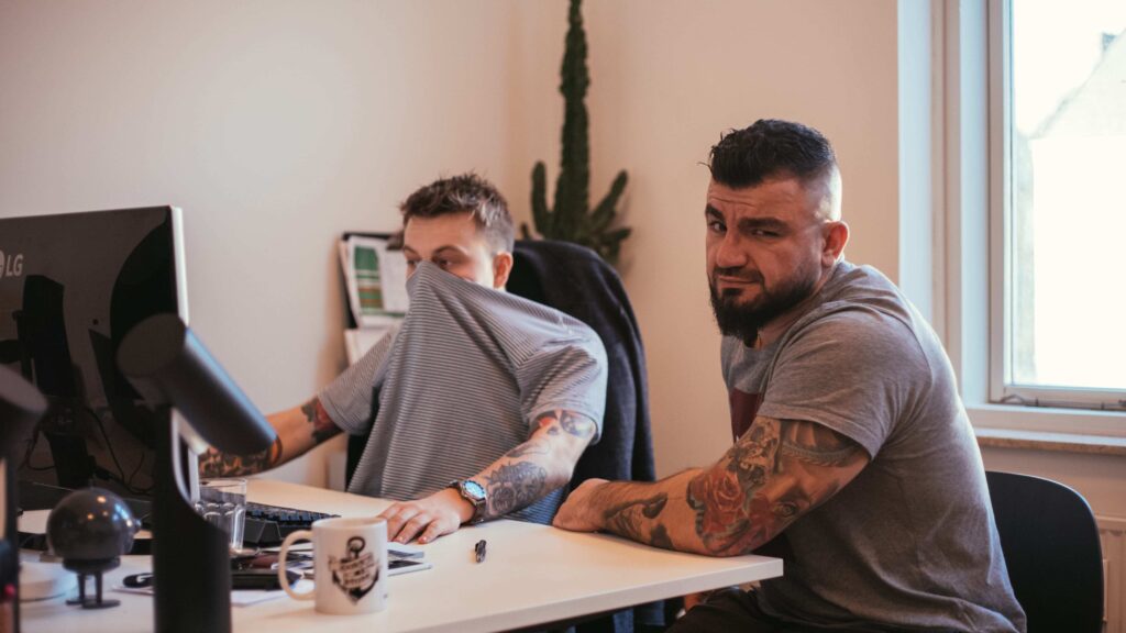 Iron & Ink Hawaro Juul Petersen (th) og Rasmus Cort (tv) iværksætter