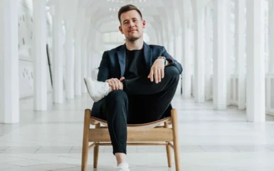 Sentury – “Jeg var en hammer der blev brugt til at skrue med”