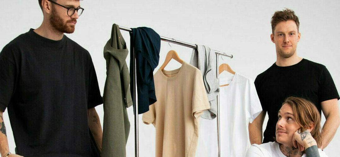 Bare En T-Shirt – De 4 musketerer fra Løvens Hule