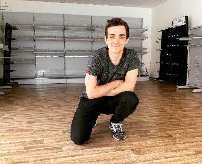 Geekd – Fyldte soveværelset med 3 paller varer