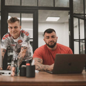 Iron & Ink Hawaro Juul Petersen og Rasmus Cort iværksætter