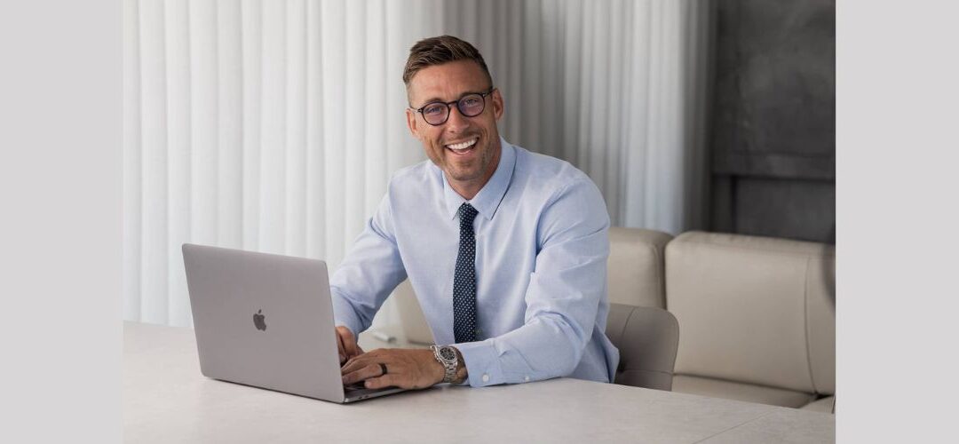 Mike Radoor – Serieiværksætteren der vil have andre til at opnå M-E-R-E