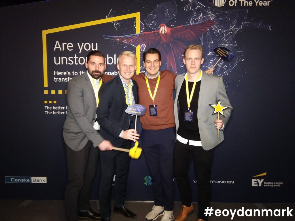 Billede fra da Casper Skjold Nielsen og Cand teamet vandt en EY pris som årets iværksætter i 2019