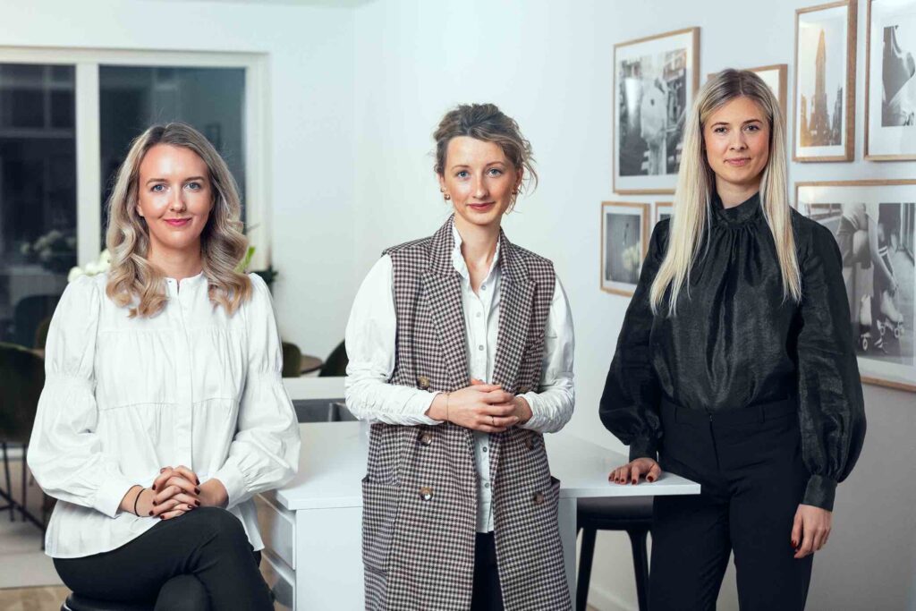 Female Invest stifterne Emma Due Bitz, Camilla Cloëtta Falkenberg og Anna-Sophie Hartvigsen